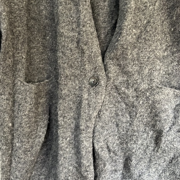 Uniqlo L - 100% wool gray duster with button and pockets - Picture 2 of 3